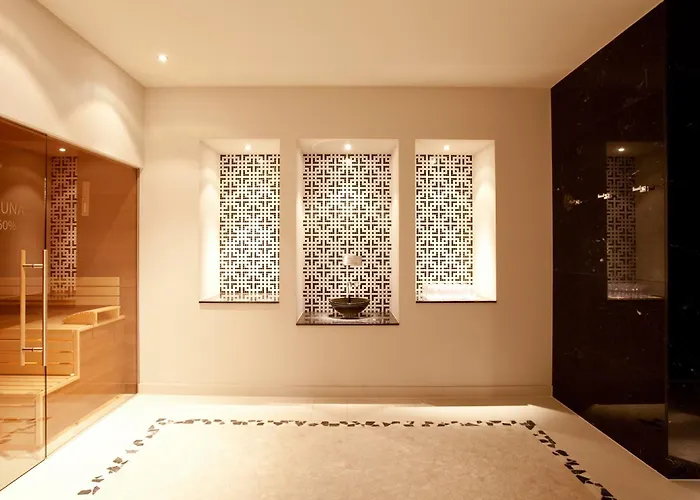 Maximilian's Aψβούργη