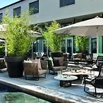 Maximilian’s Hotel