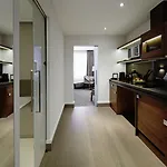 Maximilian's 酒店