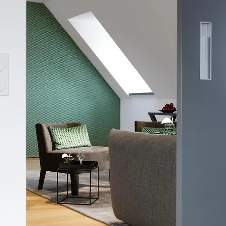 Maximilian's 5* Augusta