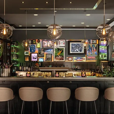 Maximilian's 5* Augusta