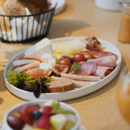 Maximilian's Hotel Augusta