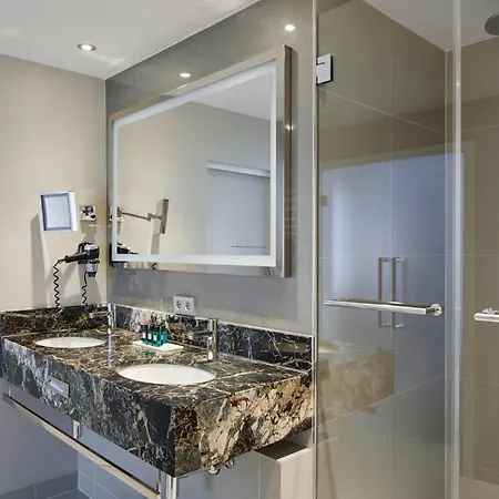 Maximilian's Hotel 5*