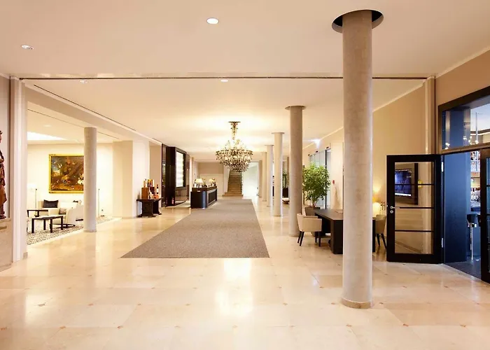 Maximilian's Hotel 5*